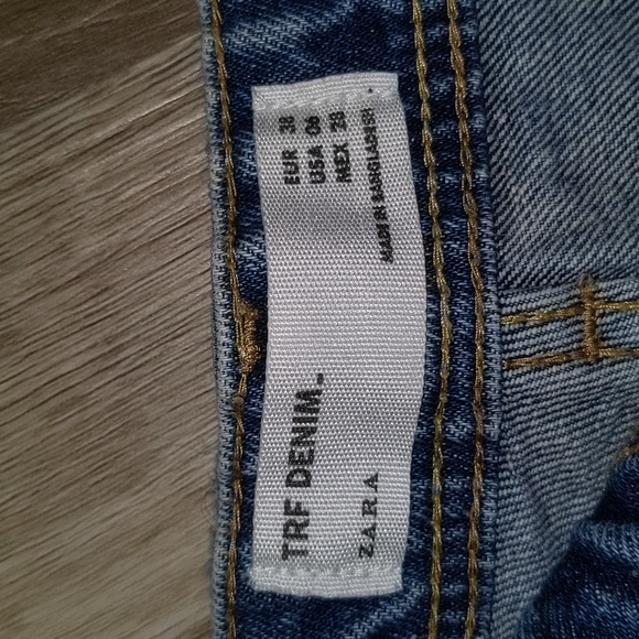 Zara TRF Denim Shorts - Picture 2 of 8